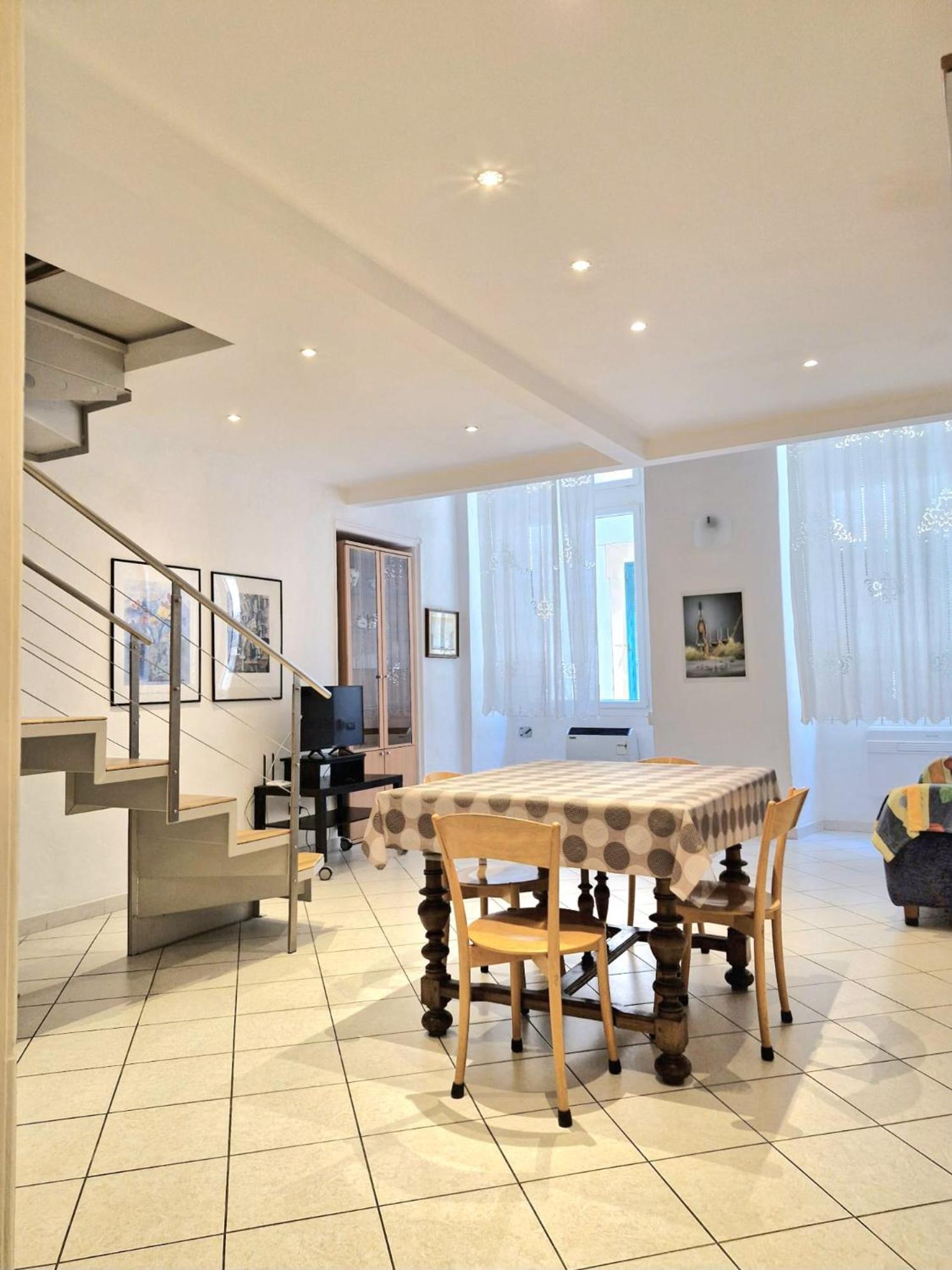 Rvh Apartment サンレモ エクステリア 写真